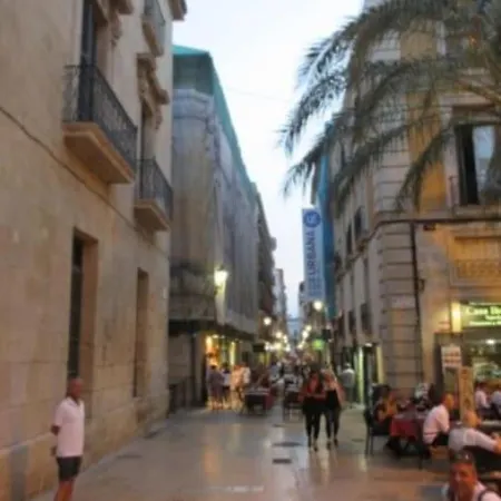 Calle Mayor Next To Daire